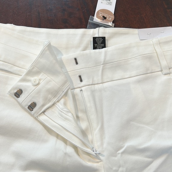 NWT Lane Bryant The 4-Season Capri - White - Size 20 - Picture 4 of 4